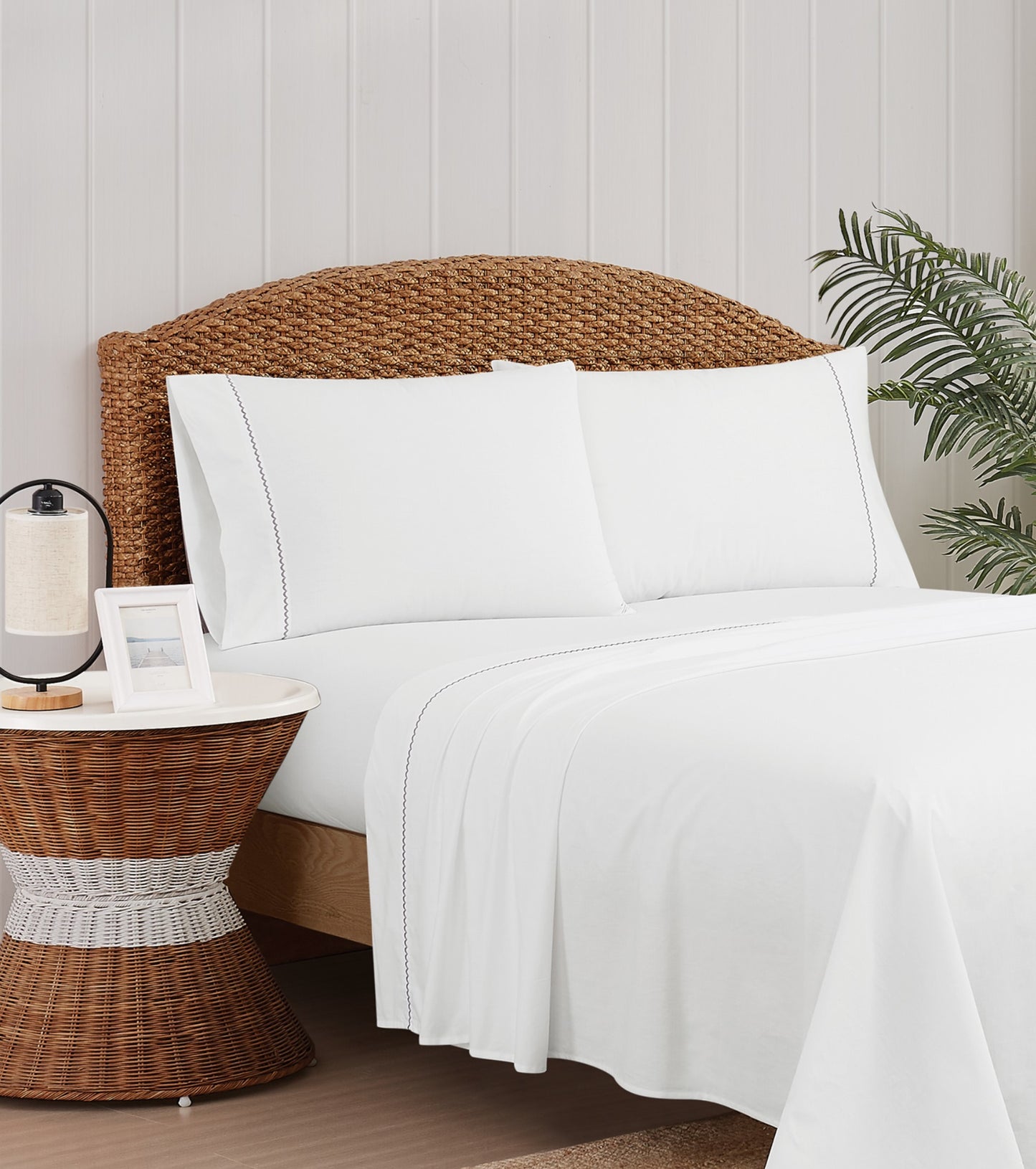 Oceanfront Resort All Cotton Percale 200 thread count Sheet Set