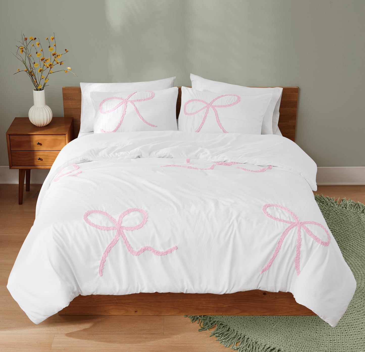 Truly Soft Textured Bow Comforter Set