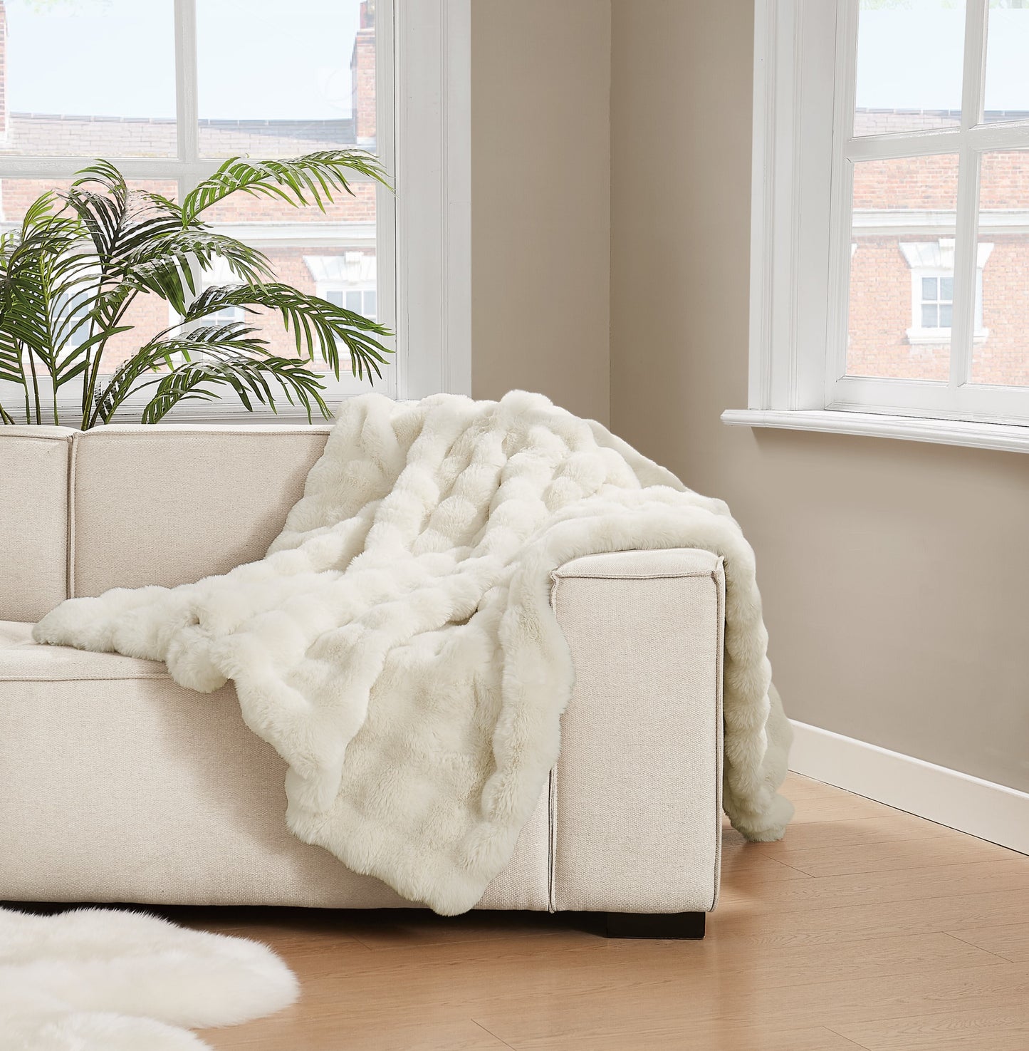 Brooklyn Loom Bubble Faux Fur Throw Blanket