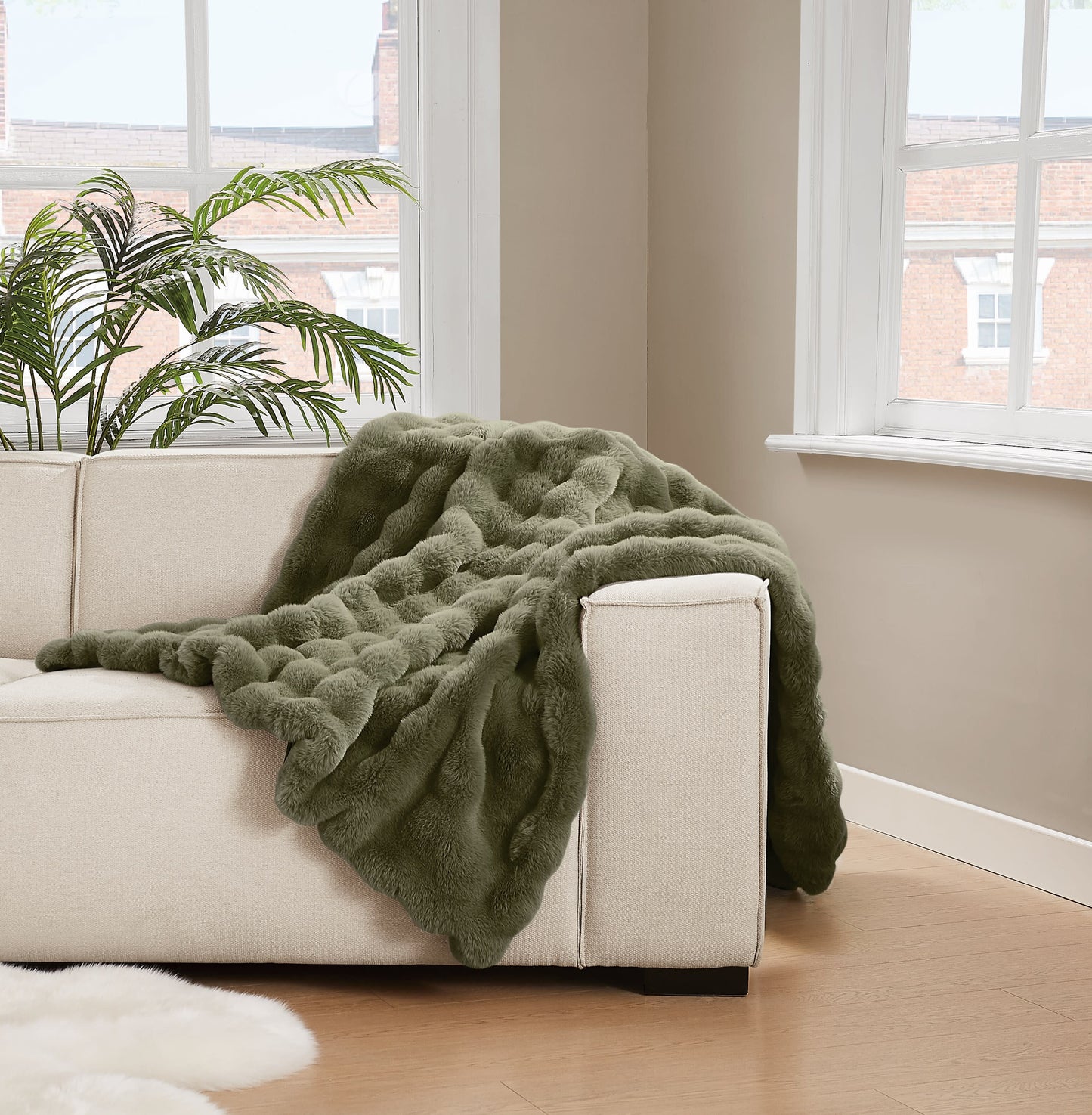 Brooklyn Loom Bubble Faux Fur Throw Blanket