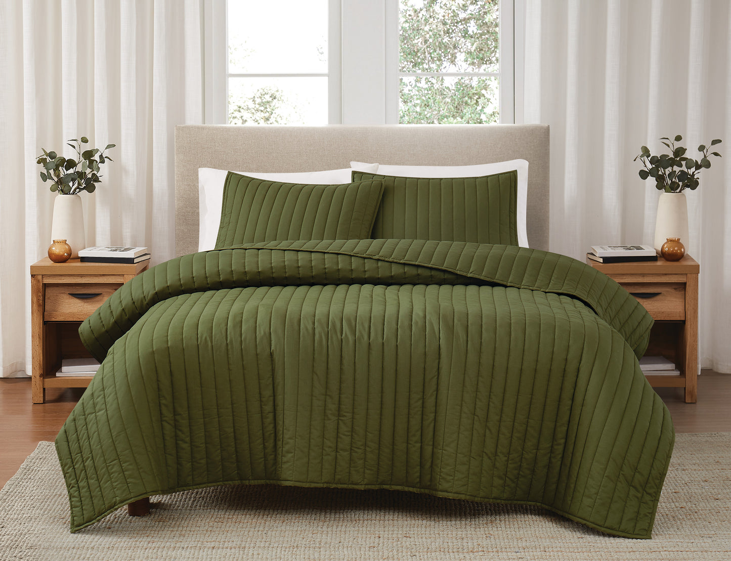 Brooklyn Loom 200 Thread Count Solid 100% Cotton Percale Quilt Set
