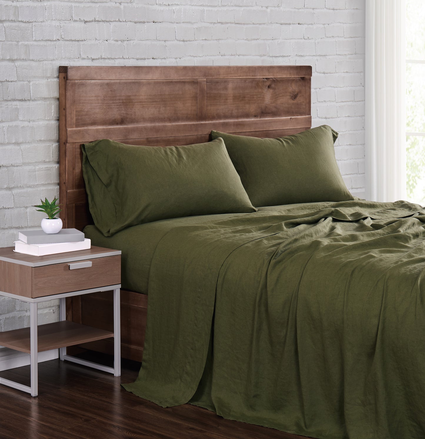Brooklyn Loom 100% Linen Sheets