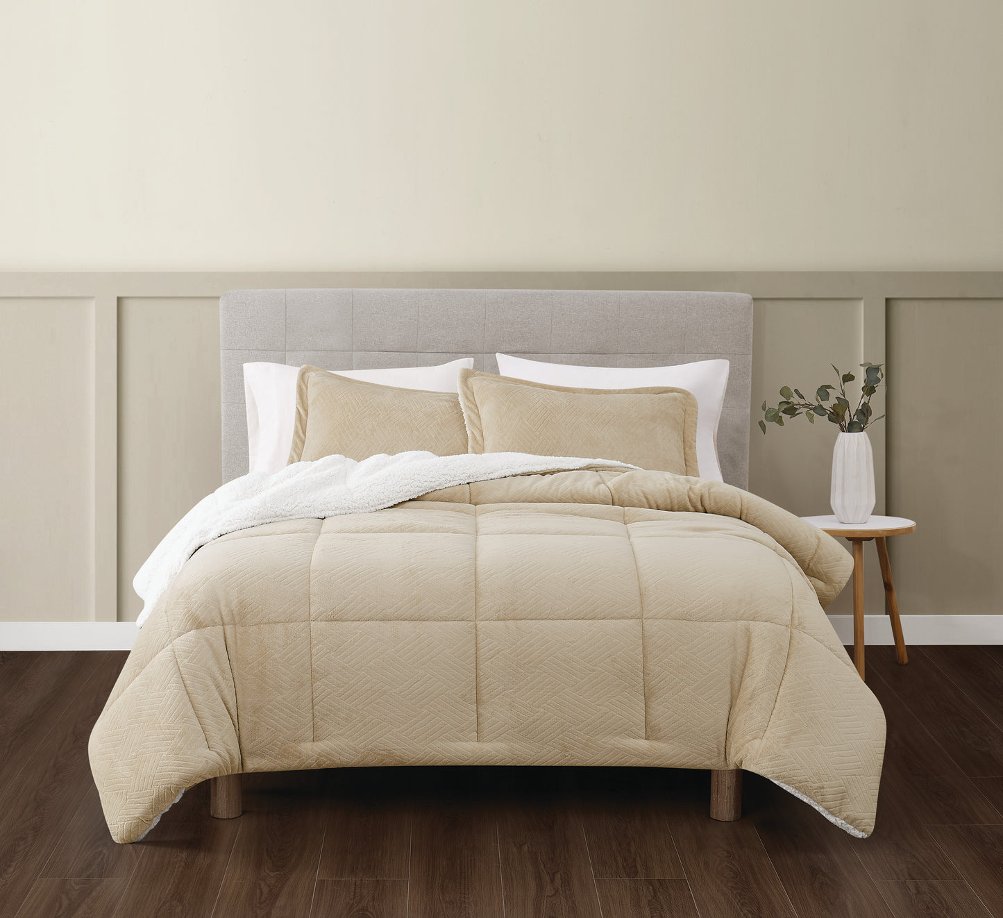 Truly Soft Basket Carved Faux Fur Comforter Set