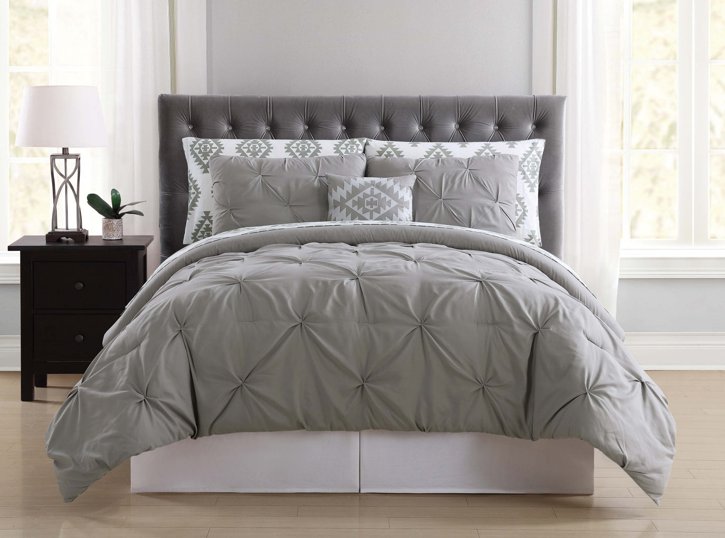 Pueblo Pleated Bed in a Bag