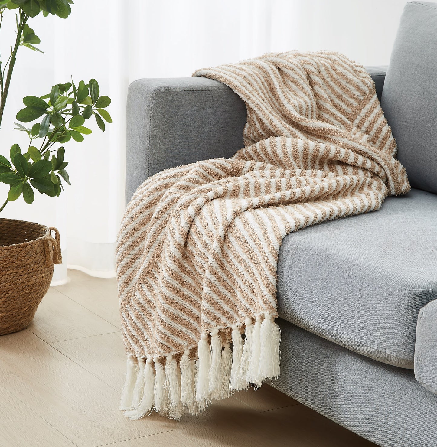 Brooklyn Loom Diagonal Chenille Stripe Throw