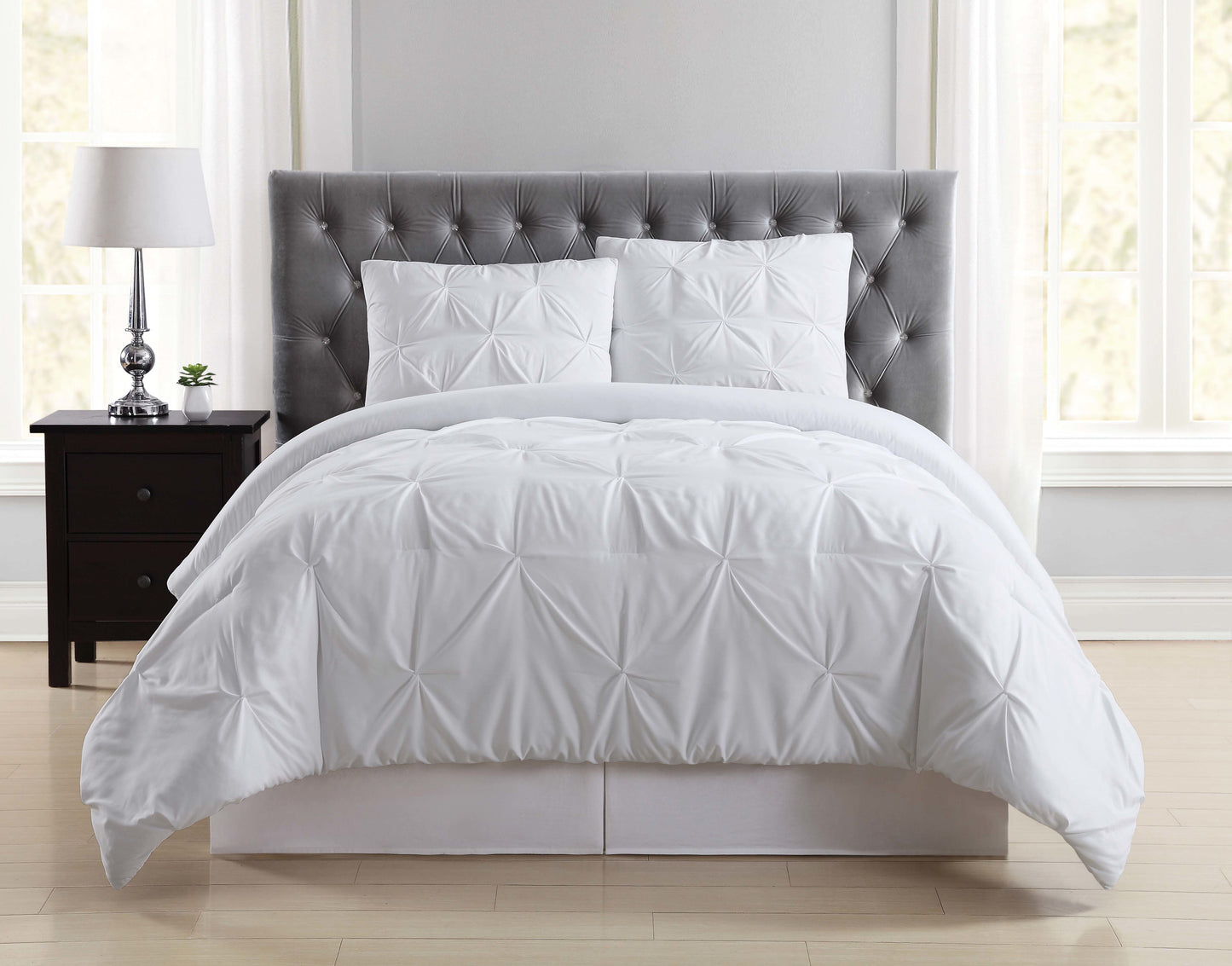Truly Soft Pleated Comforter Set